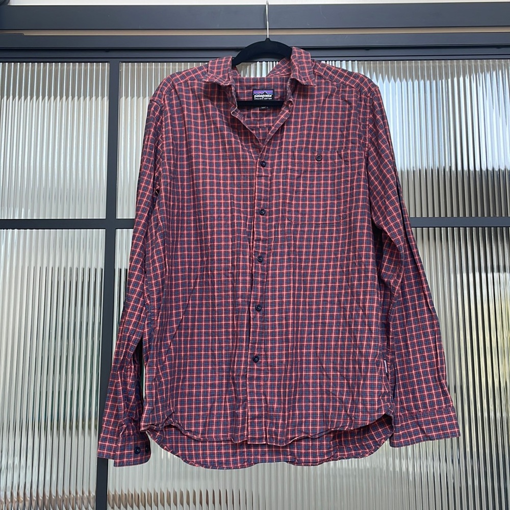 Patagonia Unisex Red Cotton Button Down
